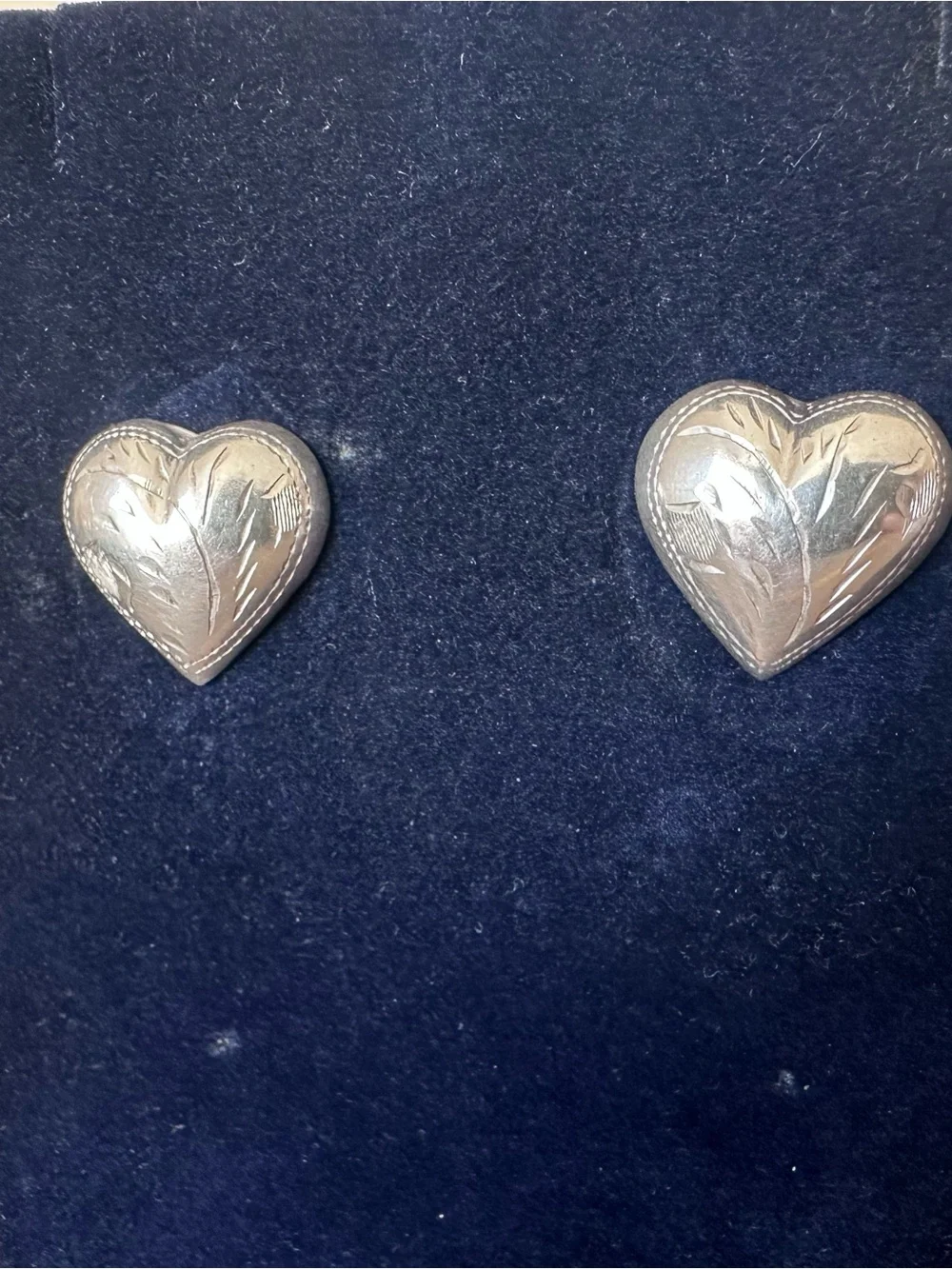 Vintage Sterling Silver Puffy Etched Pierced Heart Earrings 925